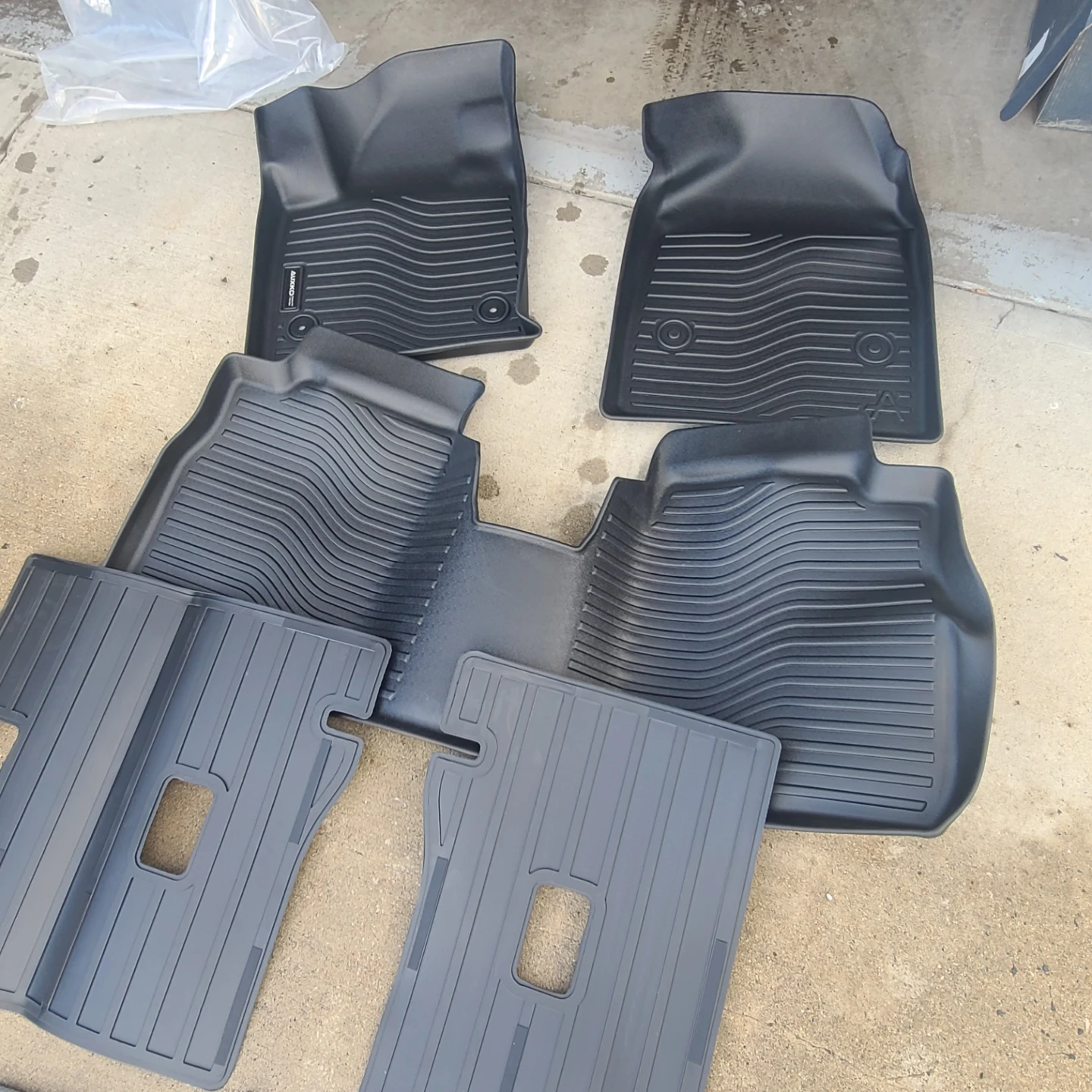 Auxko All Weather Floor Mats for Chevrolet Equinox EV - photo 2