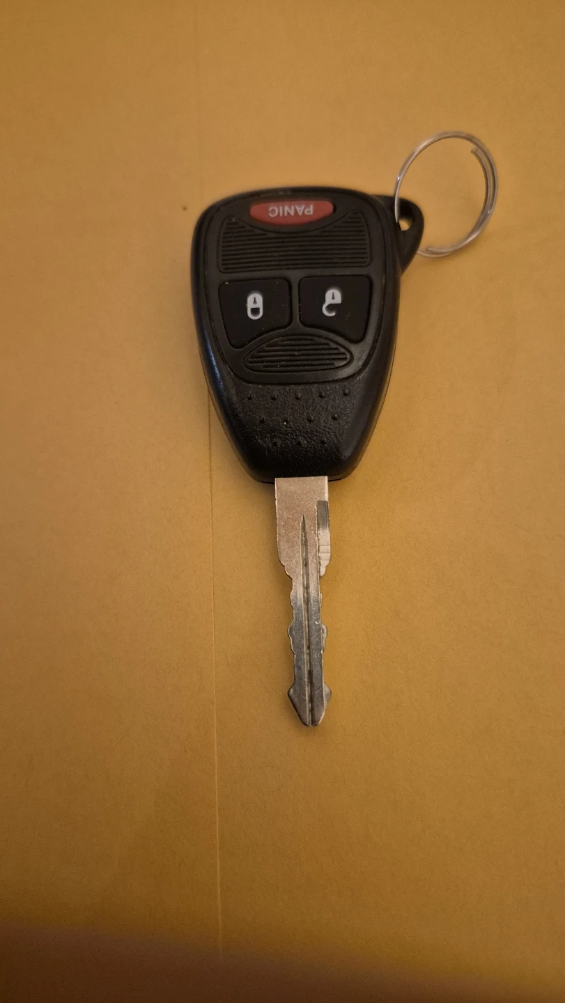 2 Programmable Car Keys for sale, Toyota & Dodge - photo 4