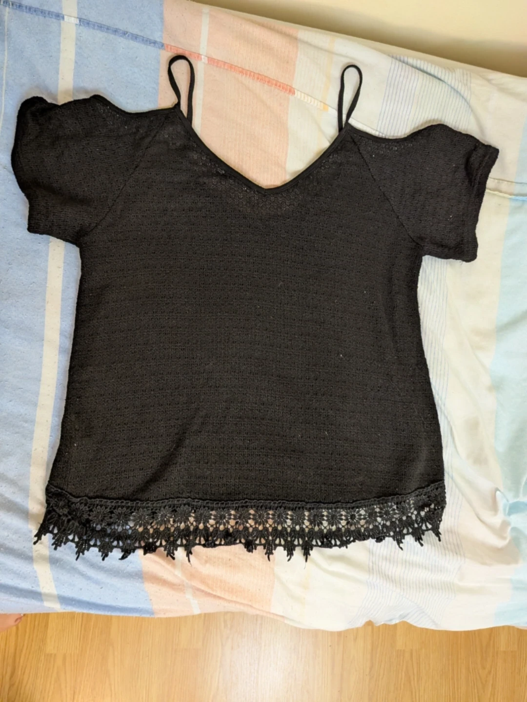 Black Cold Shoulder Crochet Top - photo 2