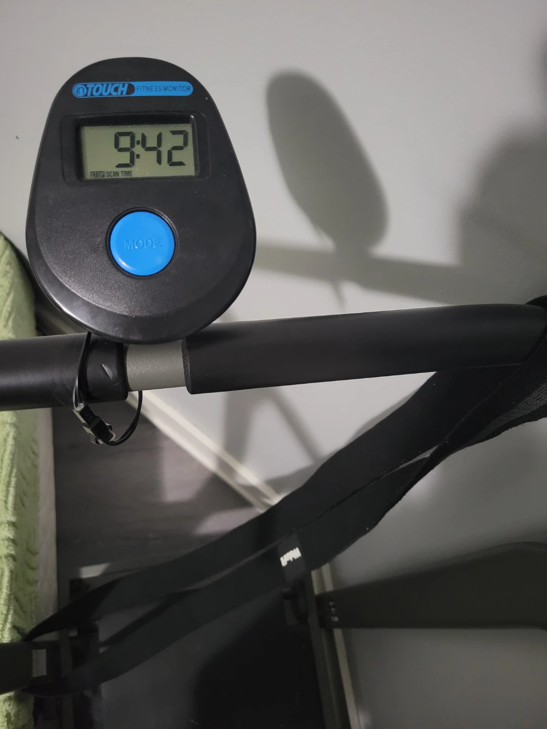 Manual Weslo Treadmill with Fitness Monitor - photo 2