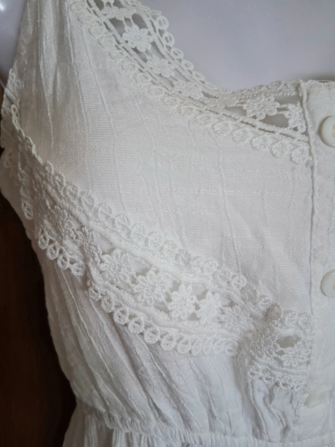 New White sleeveless eyelet lace maxi dress - photo 4