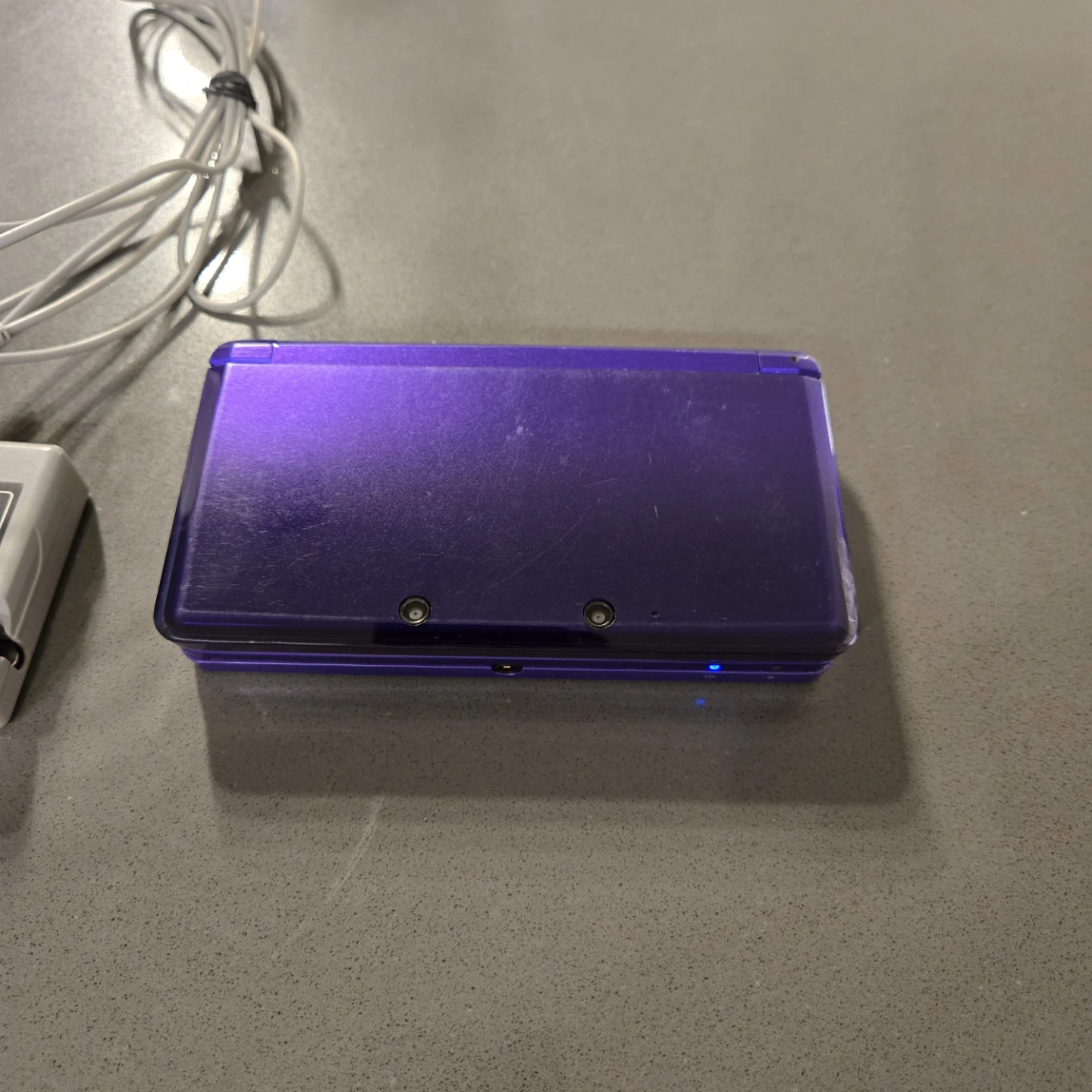 Nintendo 3DS Midnight Purple with Charger, stylus. - photo 3