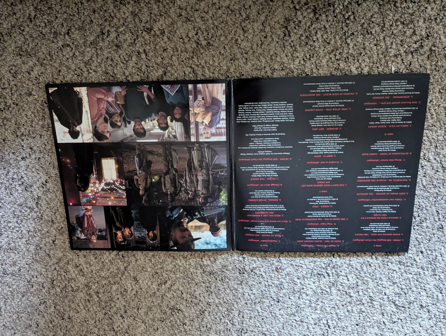 Stranger things sound track on vinyl - photo 2
