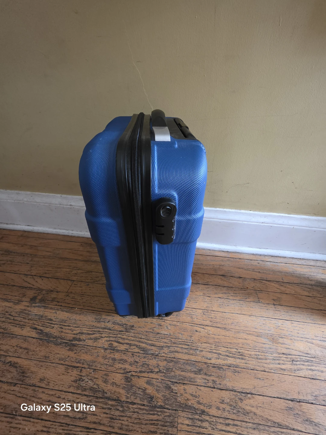 Blue Hardside Carry-On Luggage - photo 2