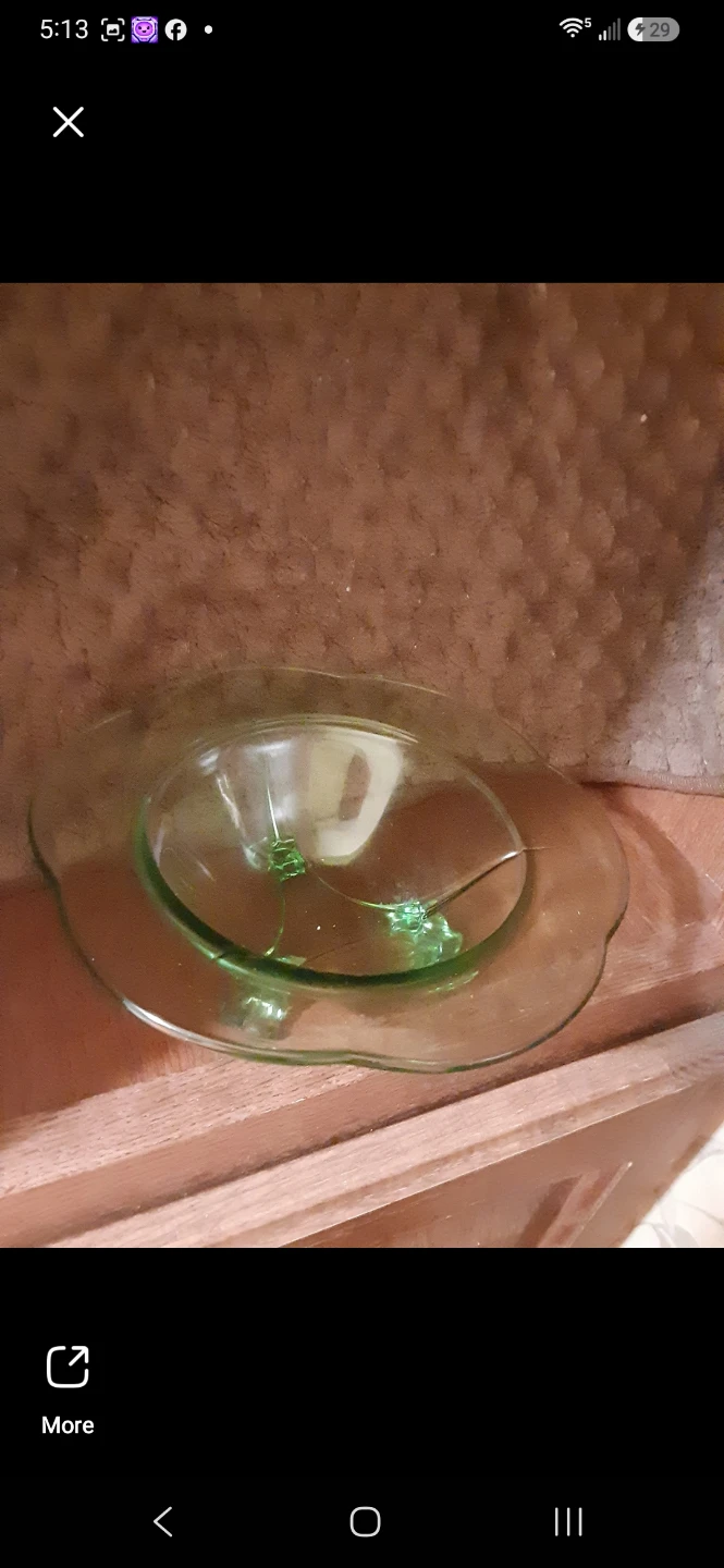 Vintage Fostoria #2394 Green Uranium Glass 3 Toed Mint Dish - photo 3