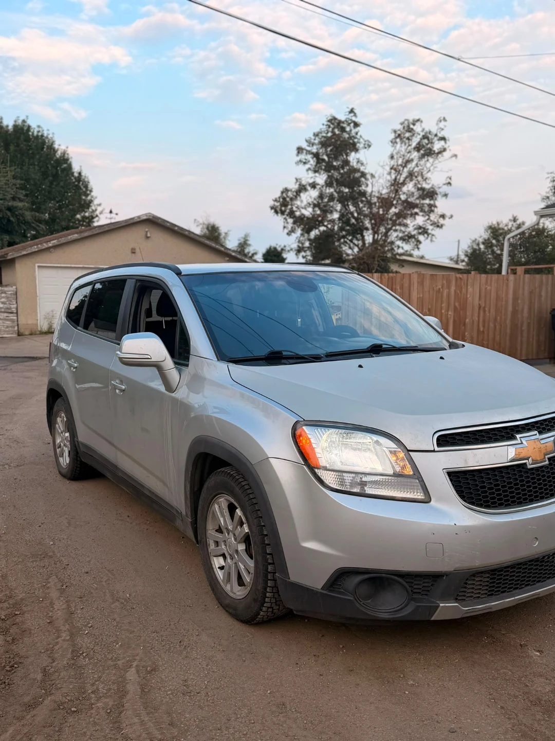 Silver Chevrolet Orlando - photo 2