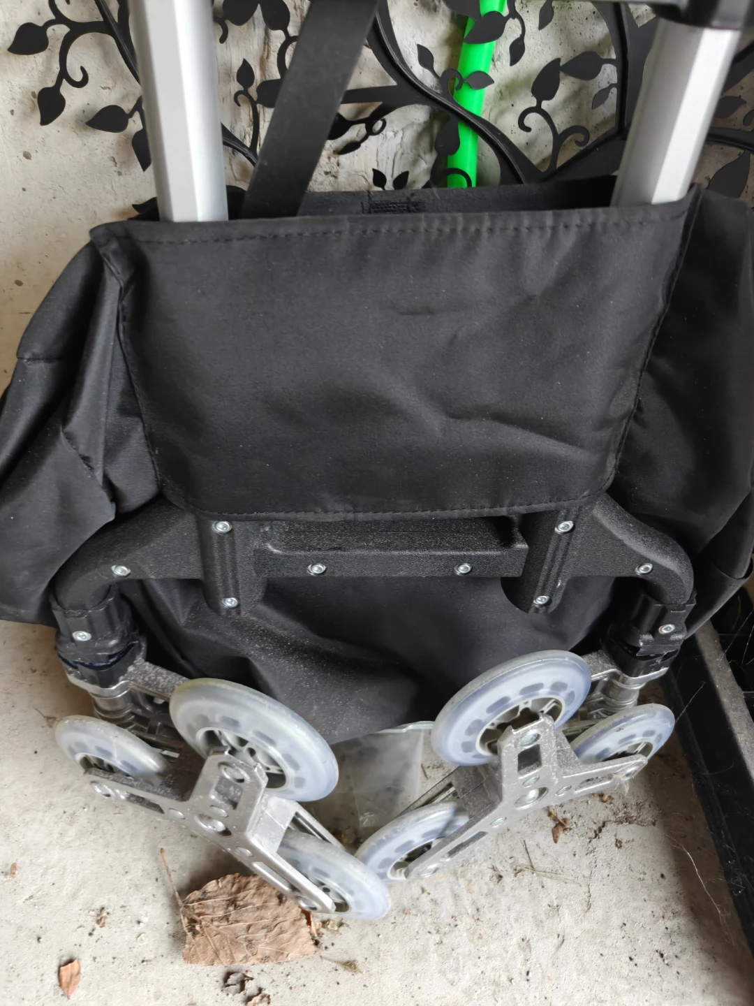 Black Rolling Shopping Cart with 6 Wheels - photo 3
