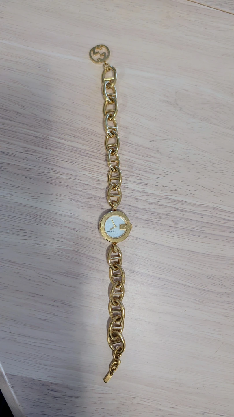 Vintage Gucci Women's Watch - Gold Tone Chain Link - photo 2
