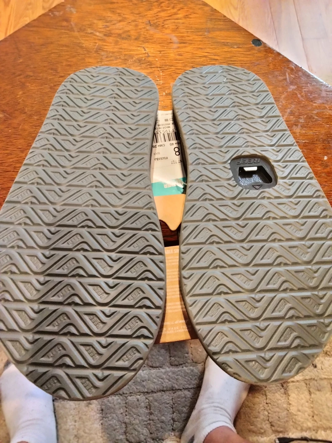 Reef Men's Flip Flops size 8 - photo 3