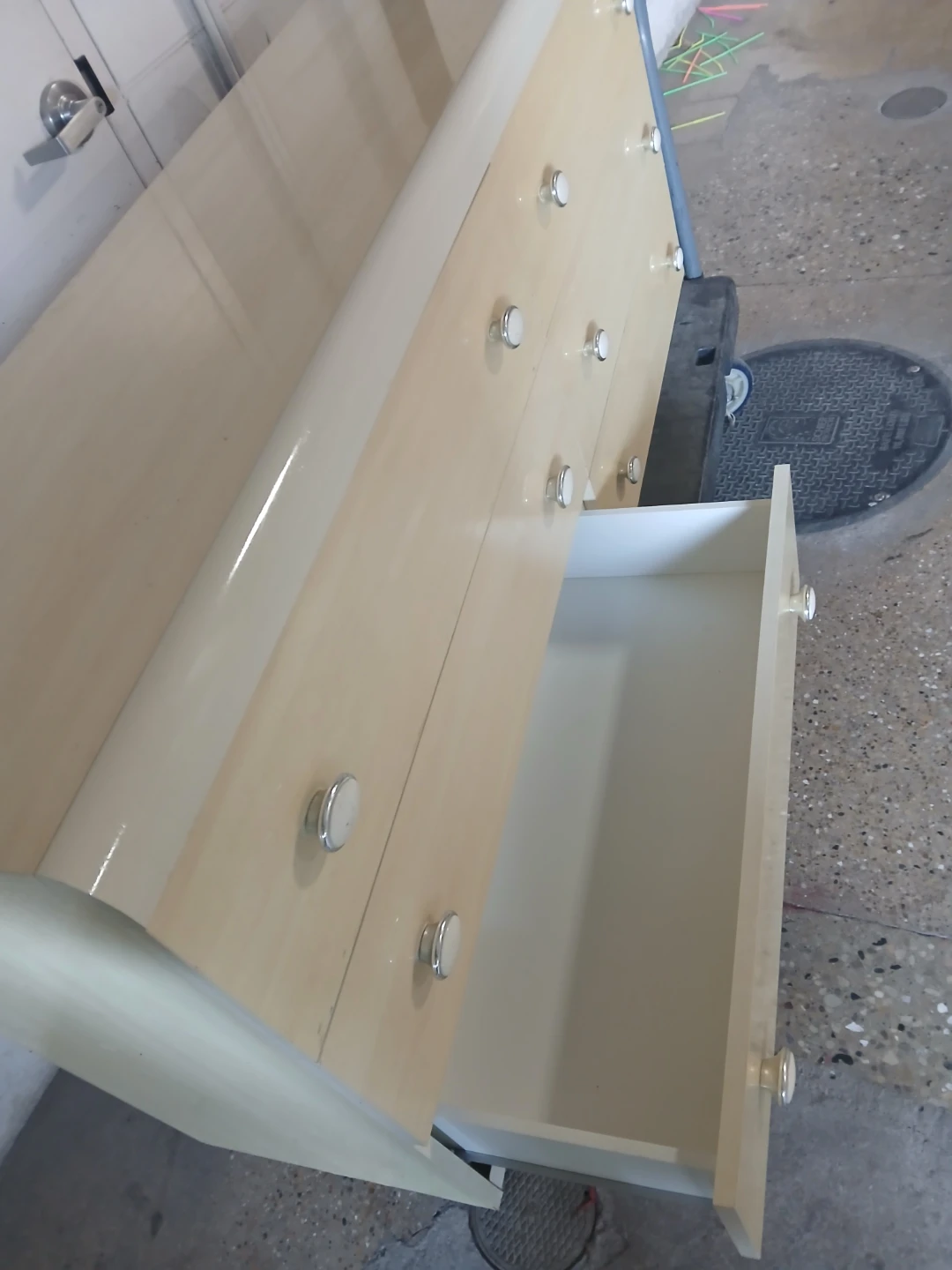 Dresser high cuality
