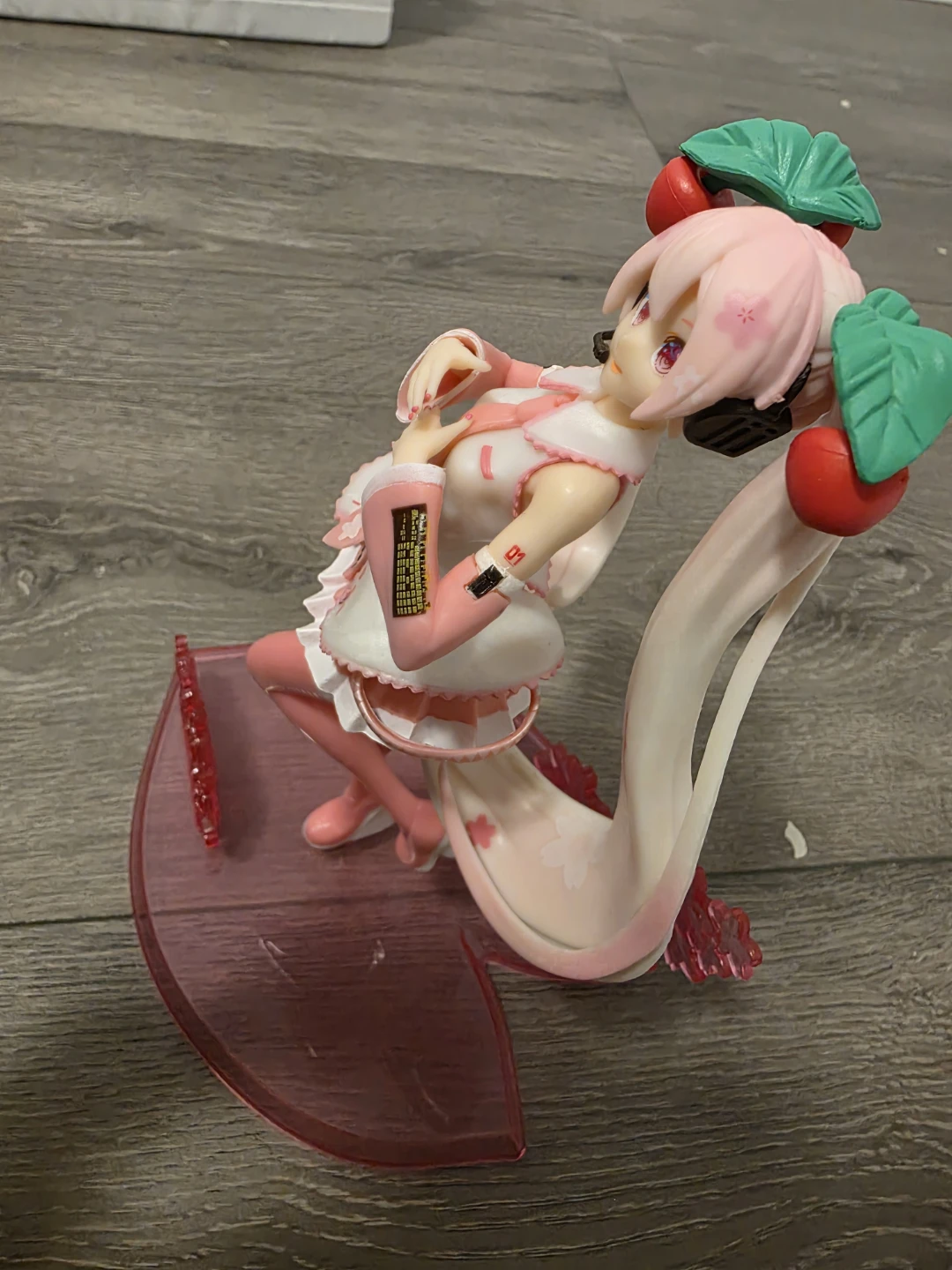 Hatsune Miku Sakura Figure - photo 5
