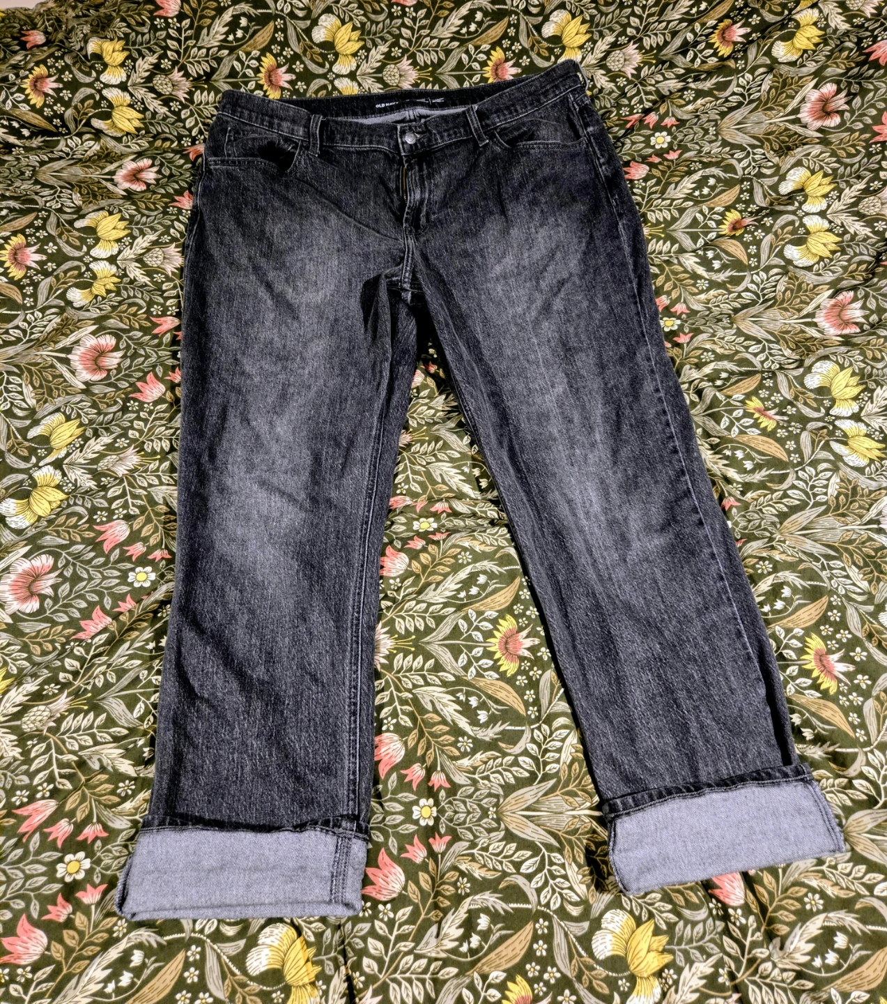 Old Navy Mid-Rise Wow Boyfriend Jeans Size 16 - photo 3