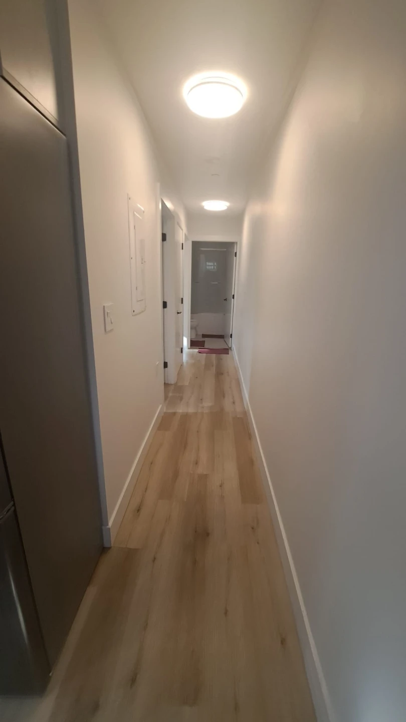 2 Bed 1 Bath Available from September 1st - photo 3