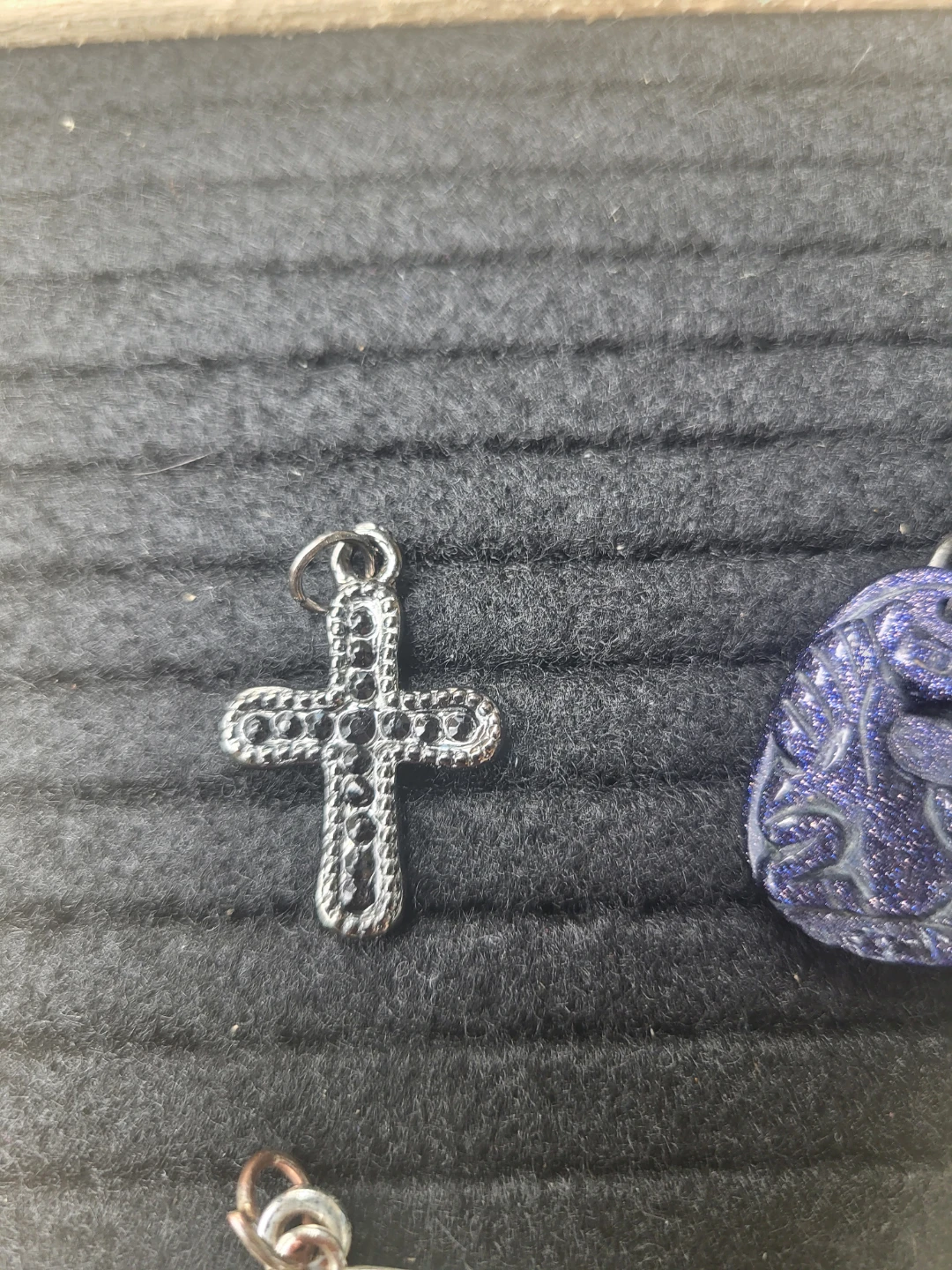 Assorted Pendants - photo 2