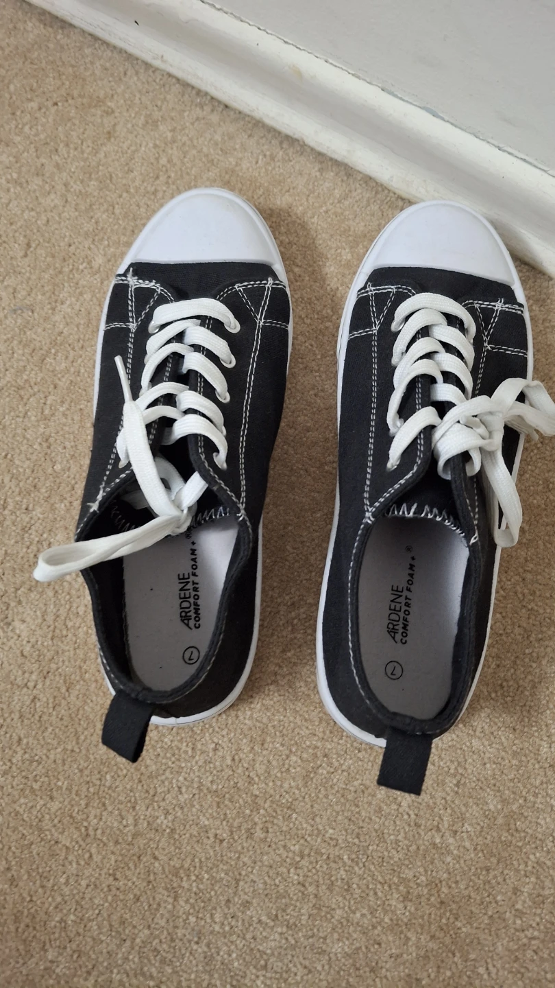 ​👟 Ardene Comfort Foam Canvas Sneakers 👟 - photo 2