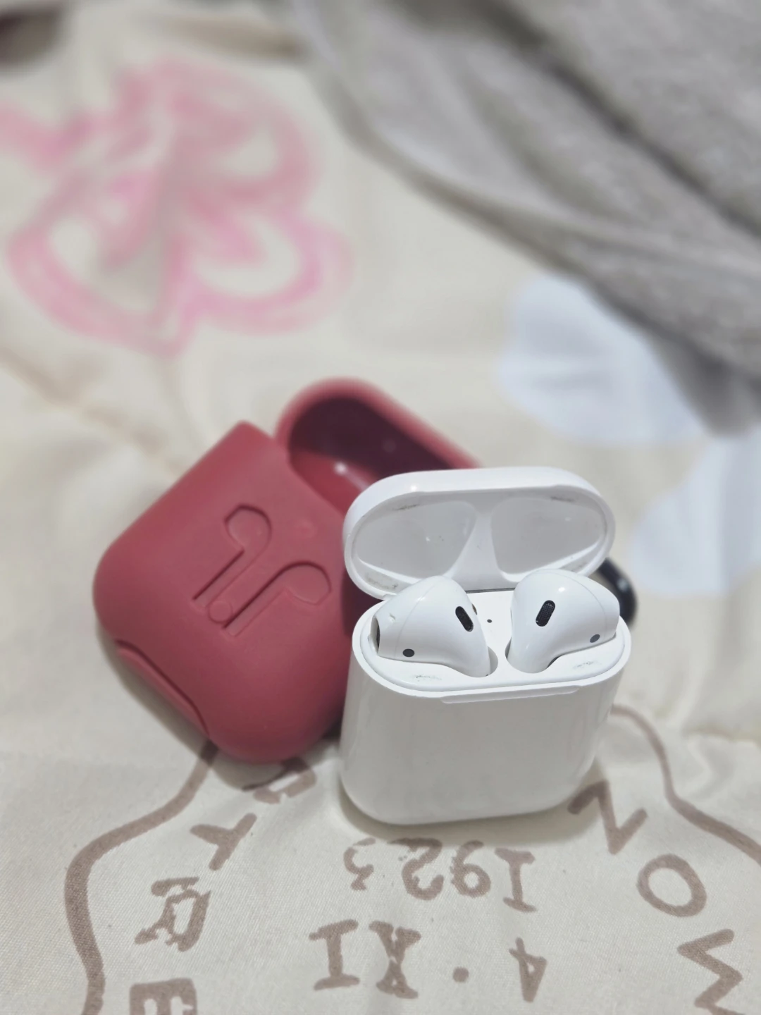 Apple AirPods Pro - photo 4