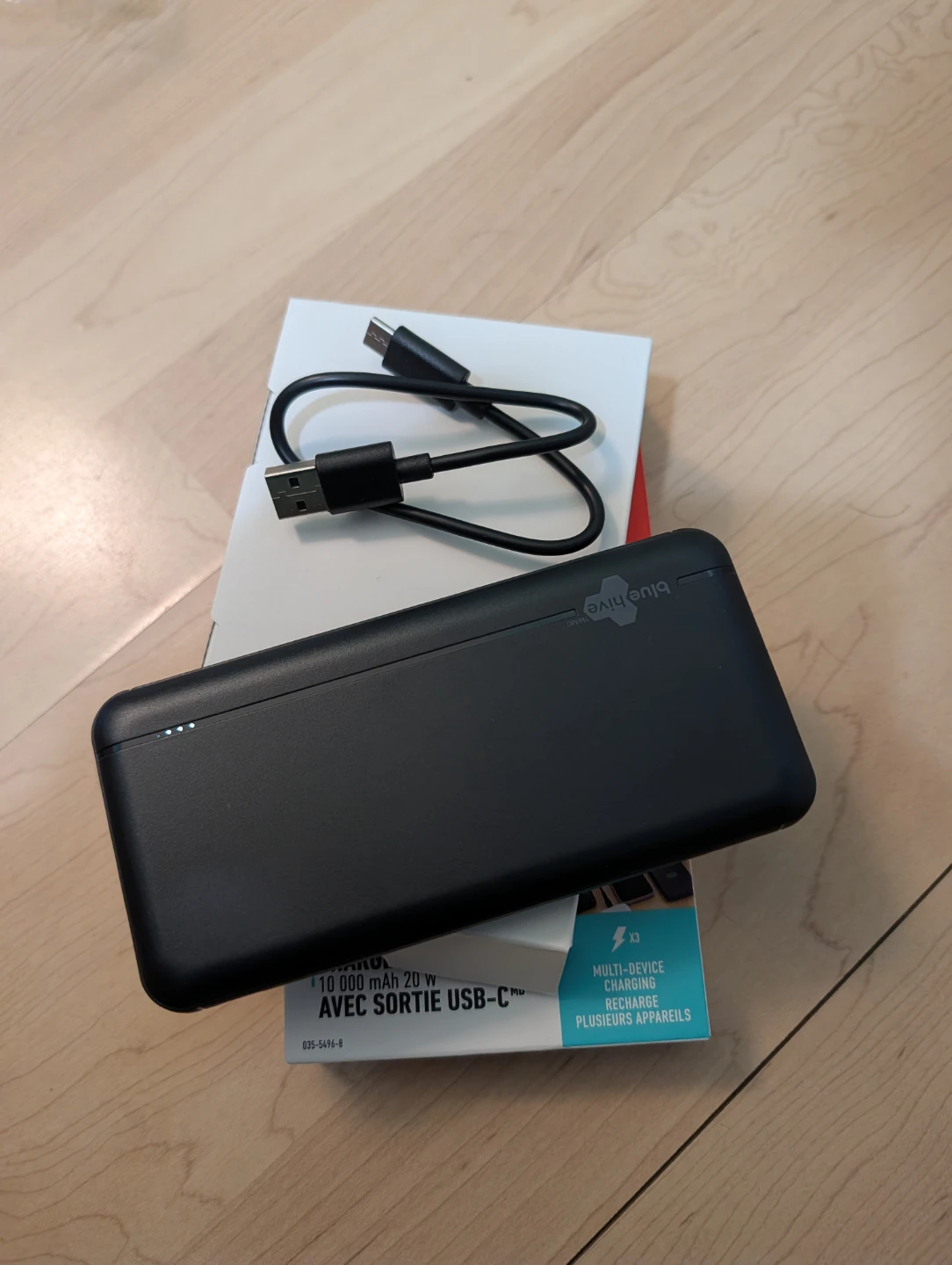 10,000 mAh 20W Power Bank with USB-C - photo 3