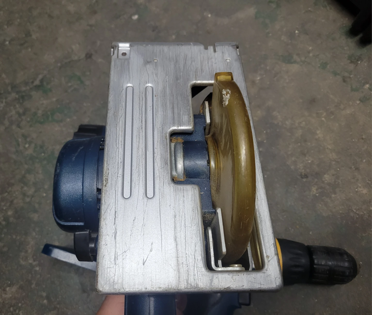 TOOL ONLY!! Ryobi 18.0V Cordless Circular Saw 5-1/2" - photo 3