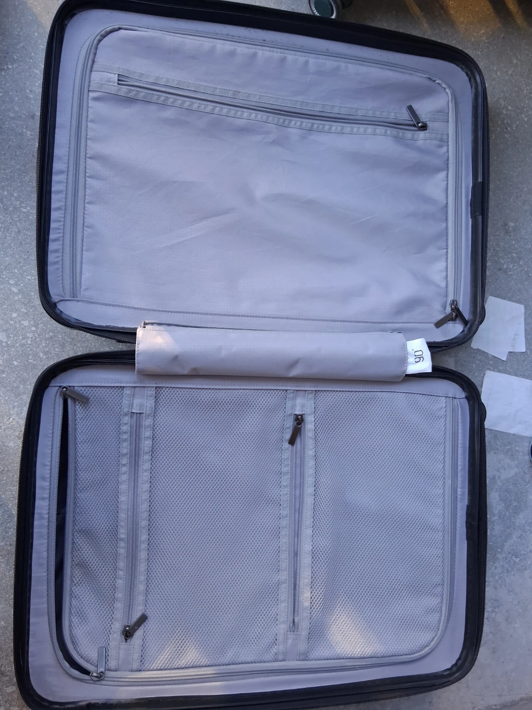 Grey 90 Points Hardside Luggage - photo 4