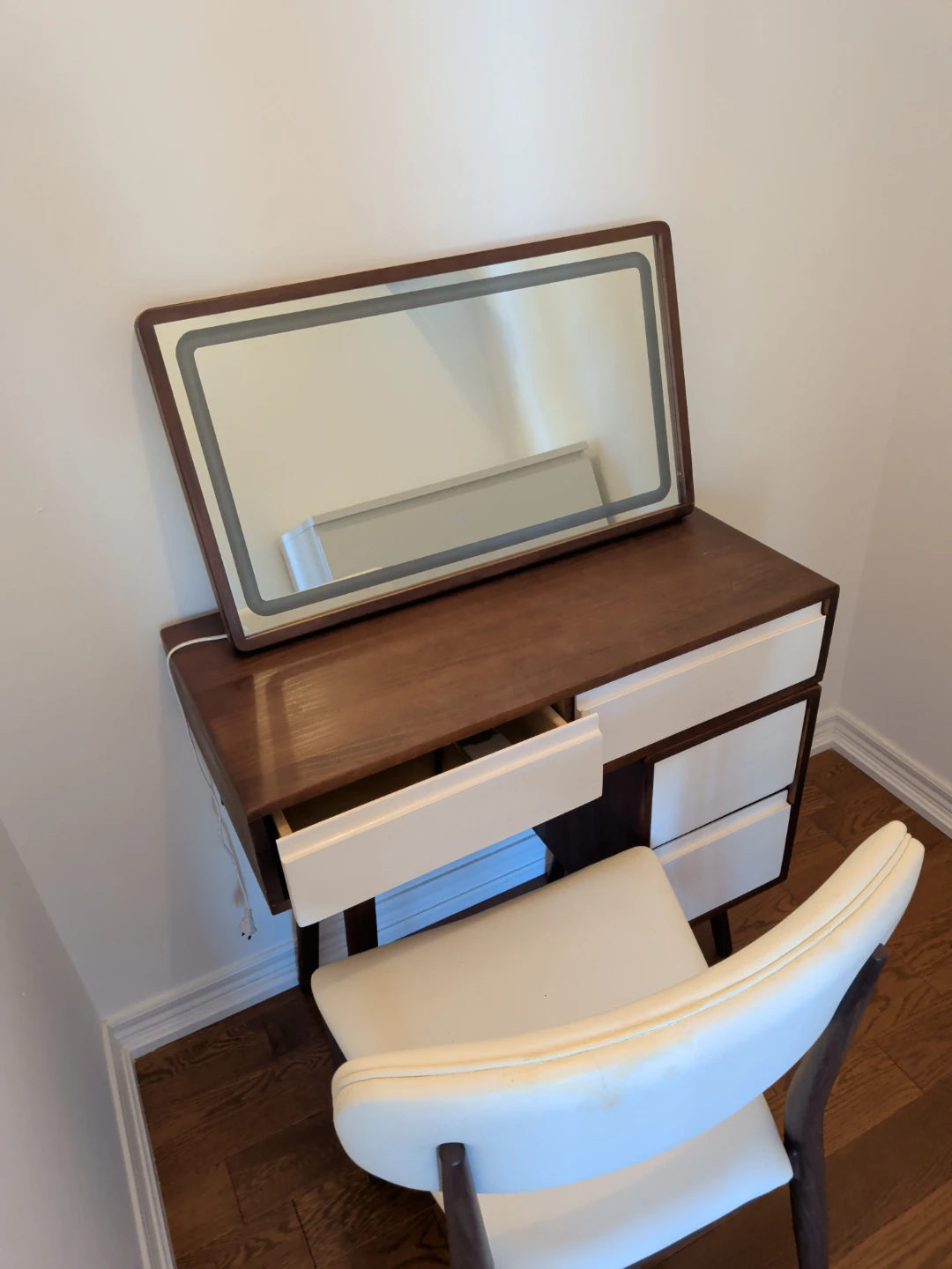 Make up chair, desk and LED light mirror