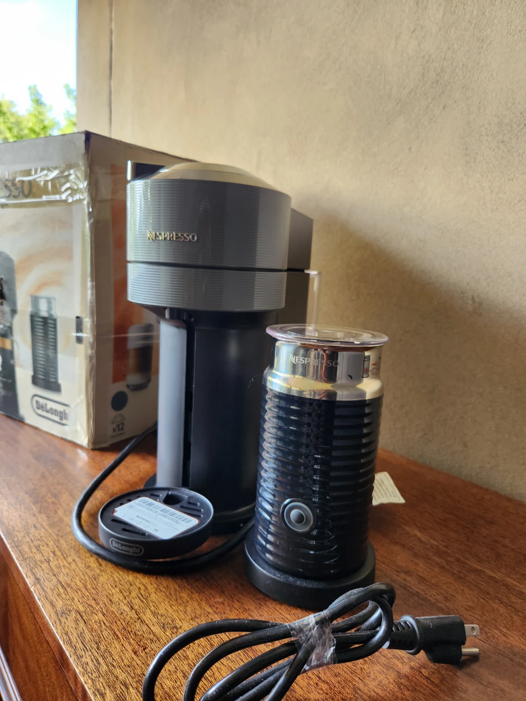 Nespresso Vertuo Next Coffee Machine with Aeroccino Milk Frother - photo 3