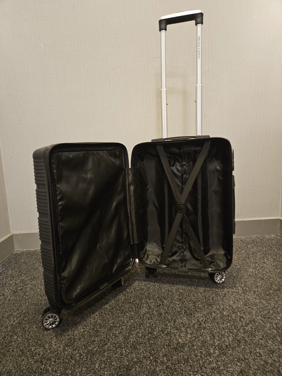 American  Explorer Carry On Luggage - photo 2