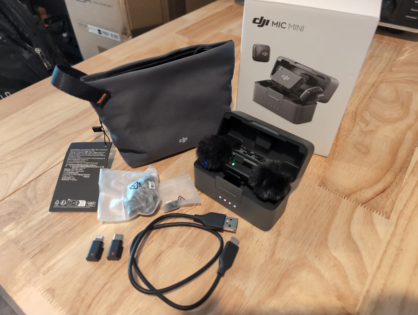 DJI Mic Mini (2 TX + 1 RX + Charger) NEW