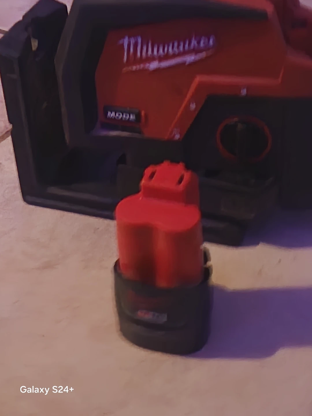 Milwaukee Laser Level - photo 4