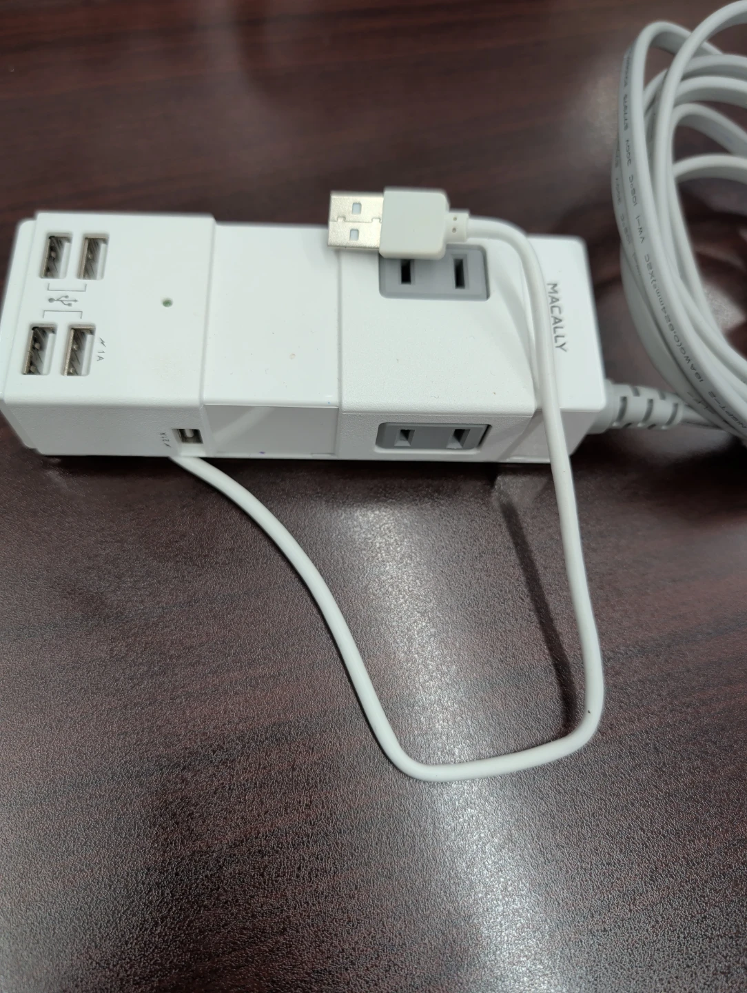 Macally UNISTRIP Power Strip with 5 USB Ports