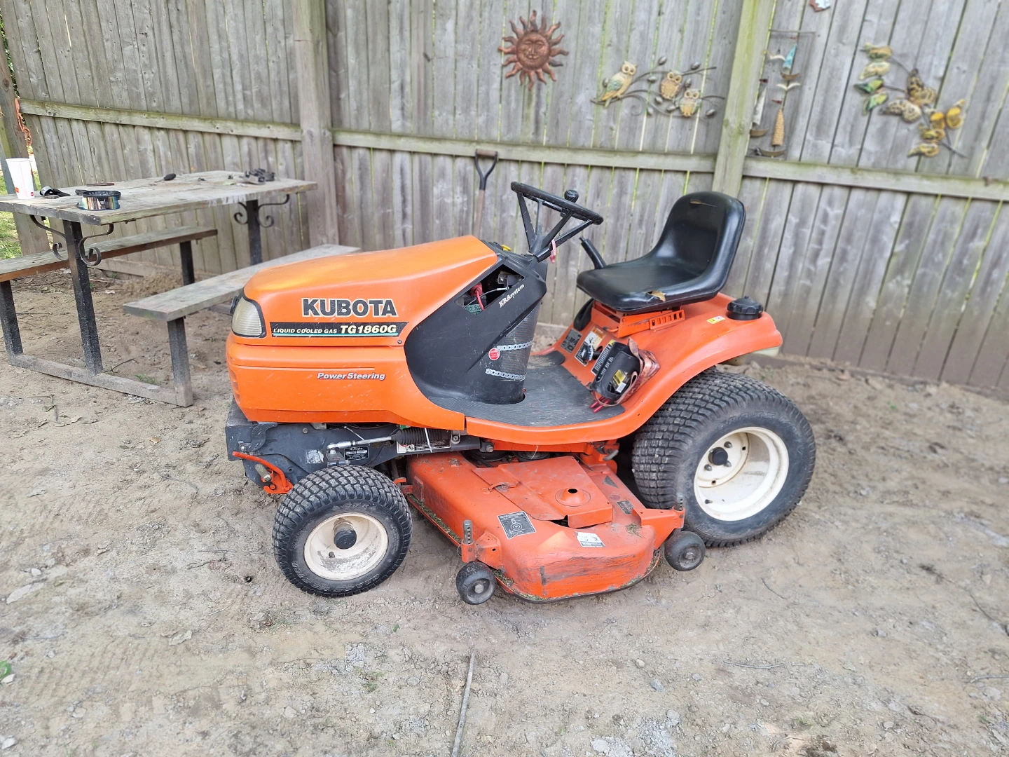 Kubota TG1860G Lawn Tractor - photo 4