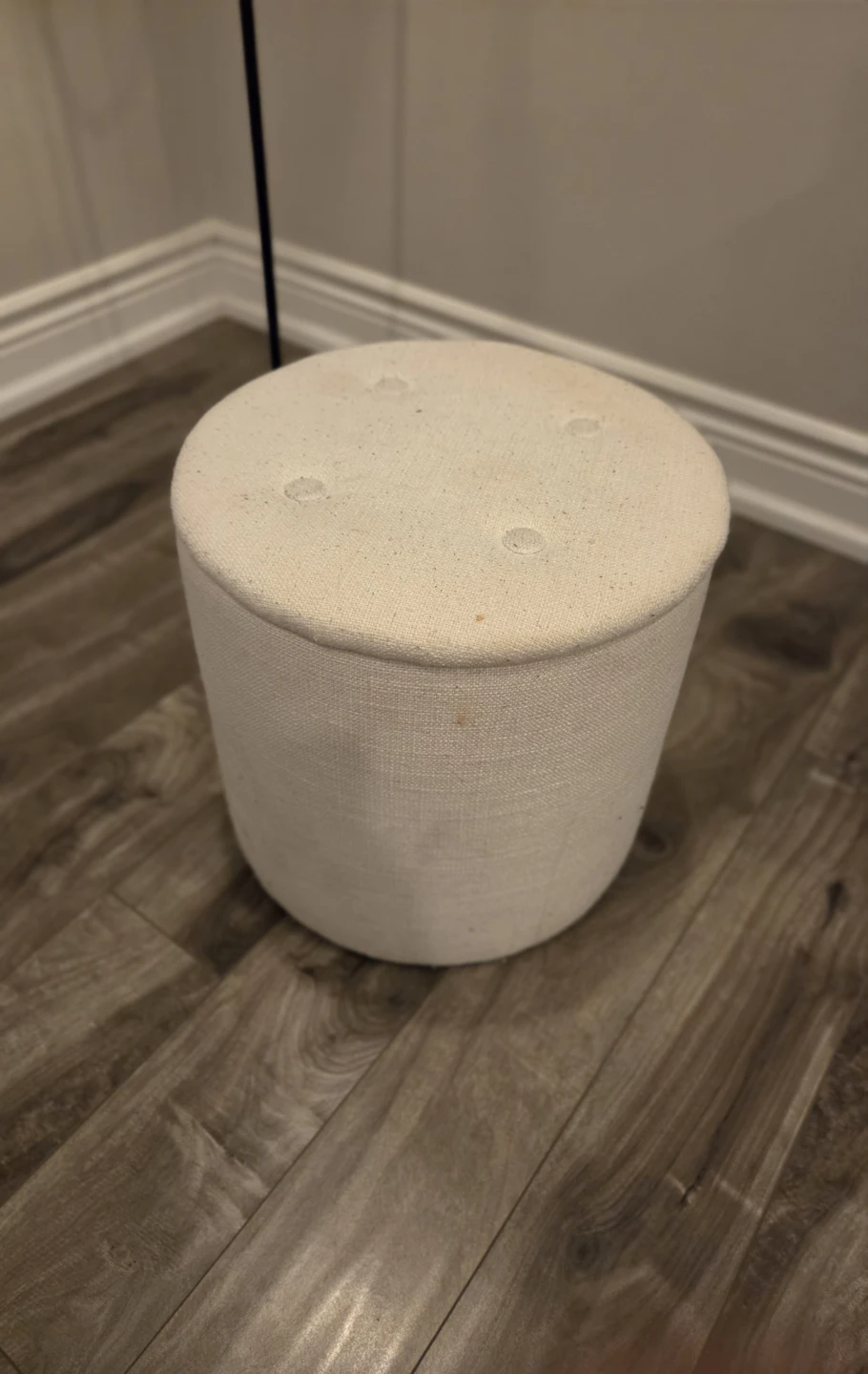 Round Storage Ottoman