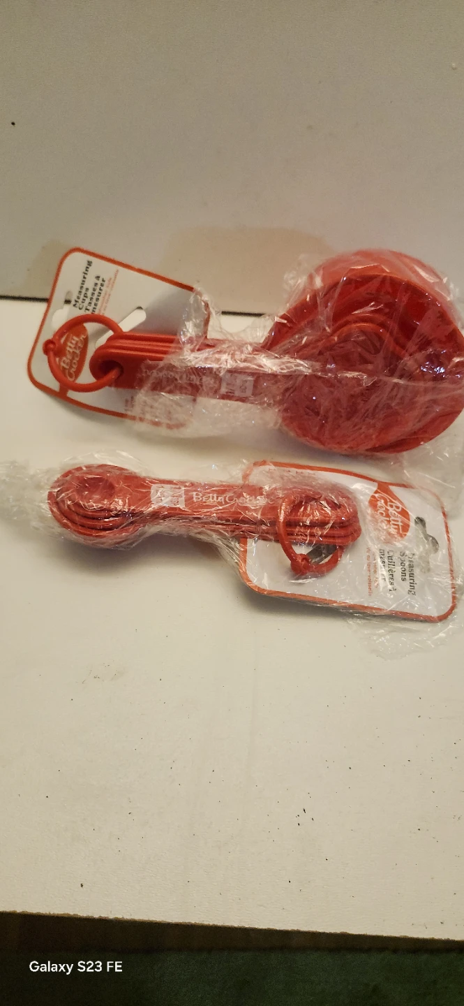 Bella Cucina Measuring Cups and Spoons Set - Red - photo 2
