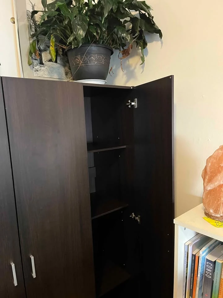 -Door Wardrobe / Armoire Closet - photo 4