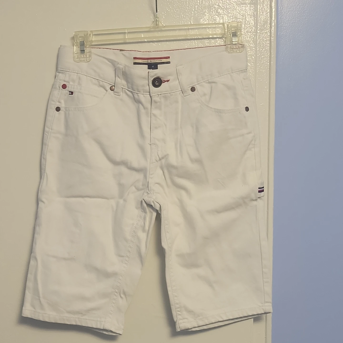 Tommy Hilfiger White Bermuda Shorts Size 10 - photo 2