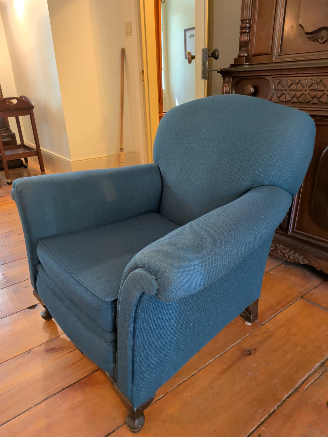 Teal Upholstered Armchair - photo 3