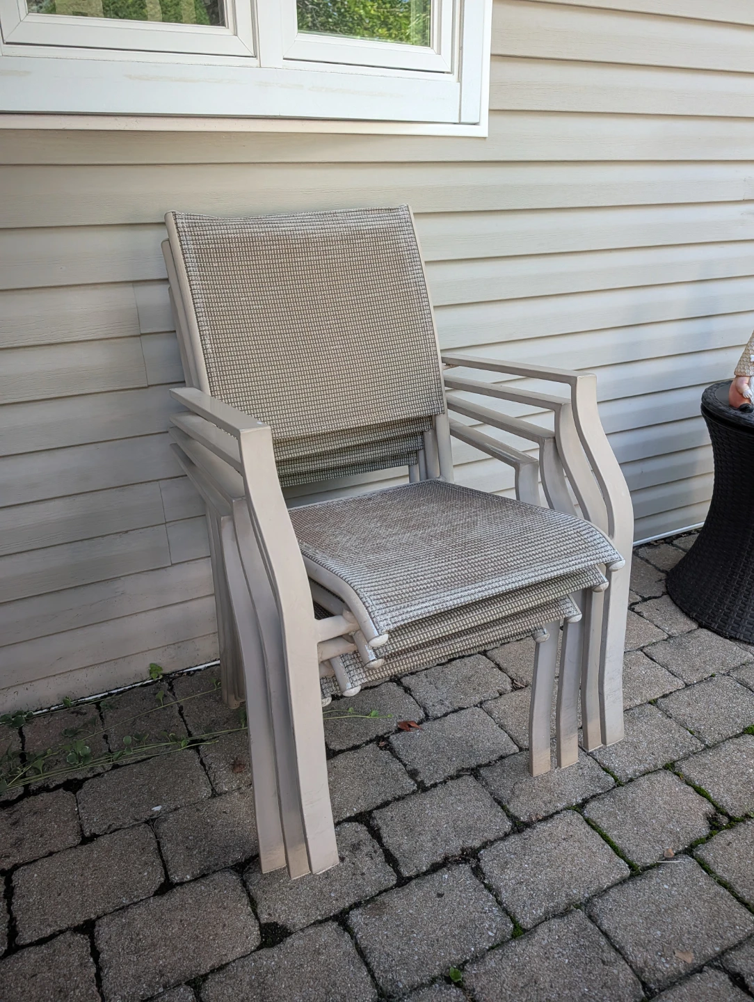 Stackable outdoor chairs