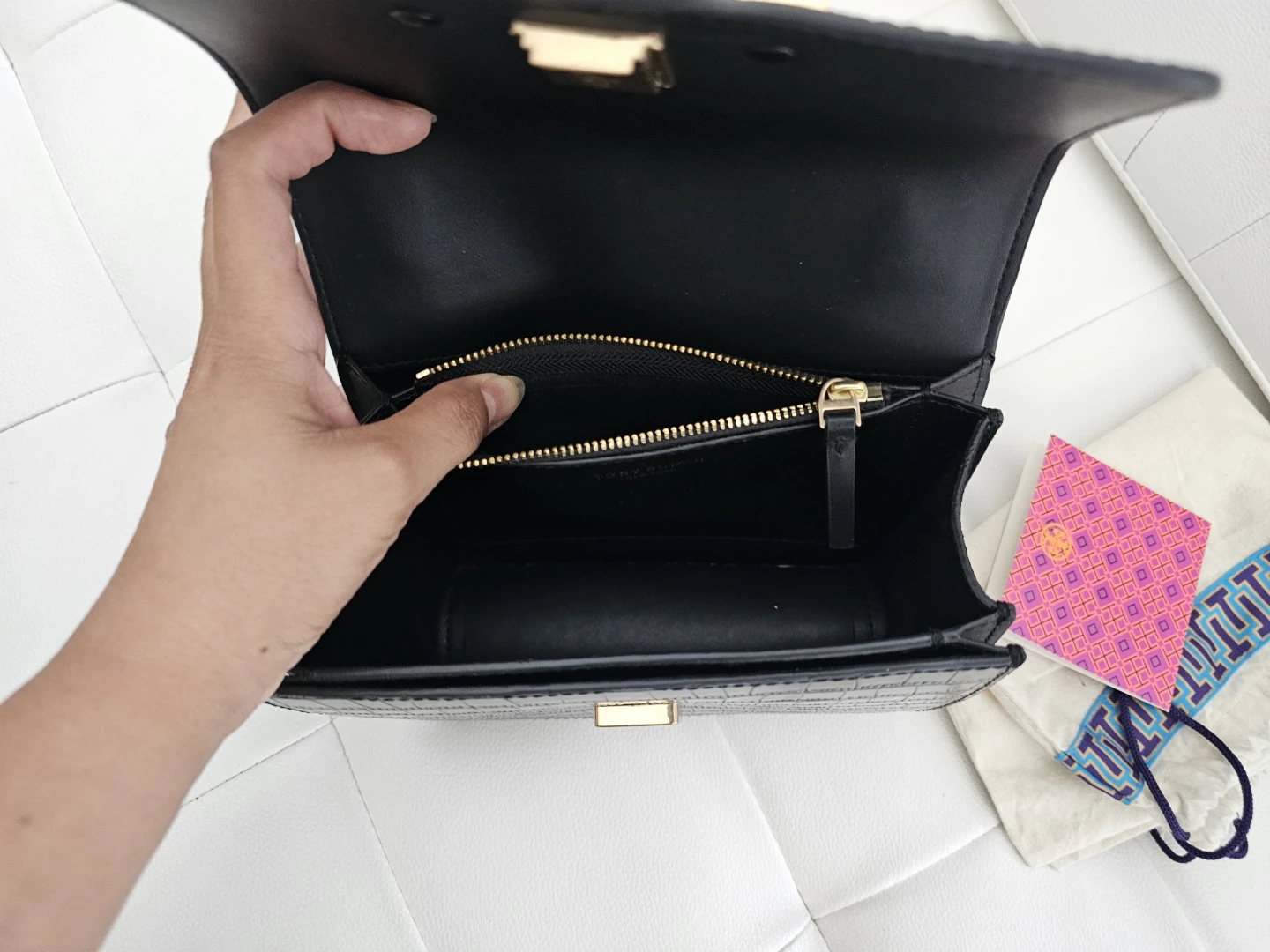 Authentic Tory Burch Bag for Sale - PRICE FIRM - photo 4