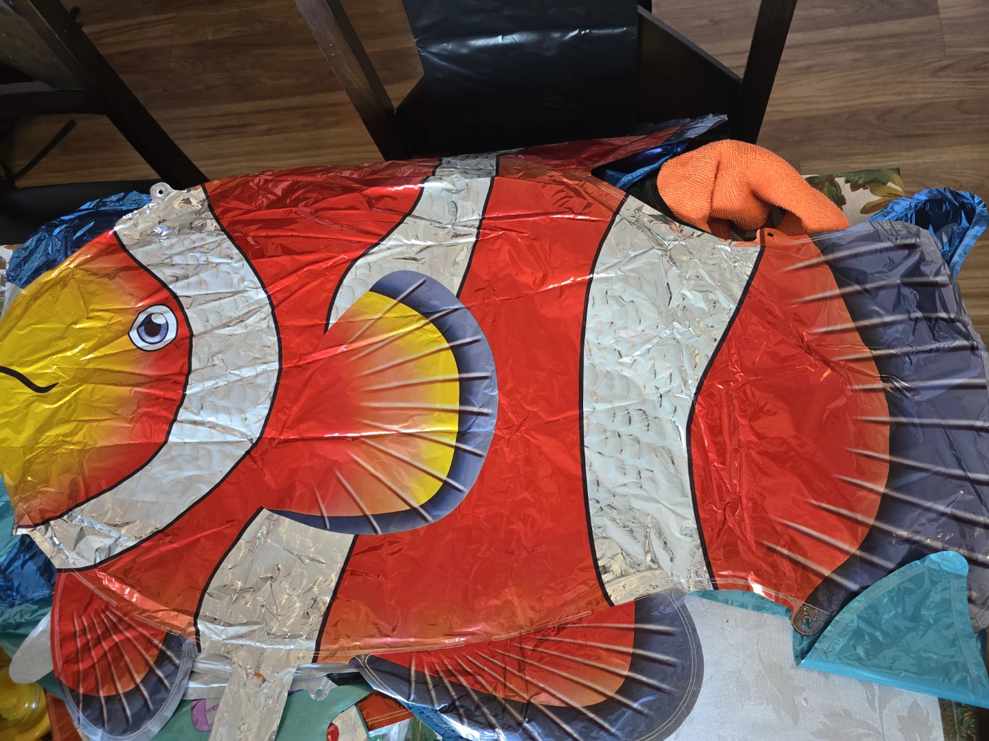 Ocean Themed Party Balloon and Backdrop Set - photo 4
