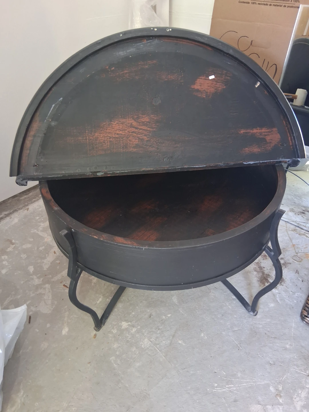 Unique round rustic coffee table - photo 2