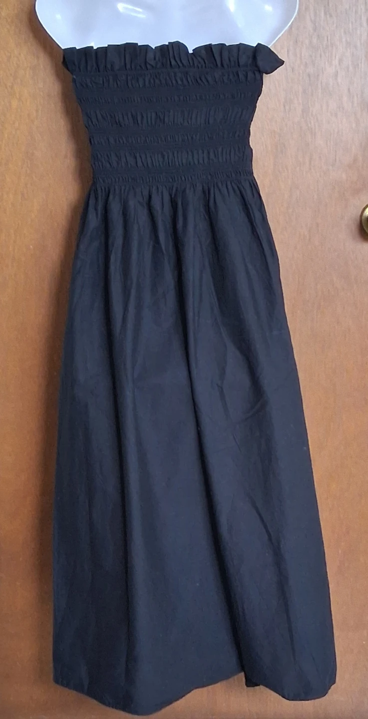 H&M Black strapless smocked maxi dress - photo 5