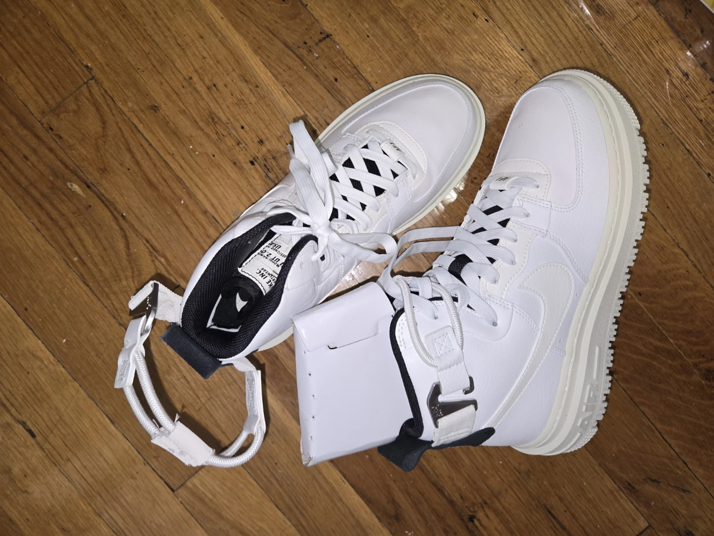 Nike Air Force 1 Mid White Size 8