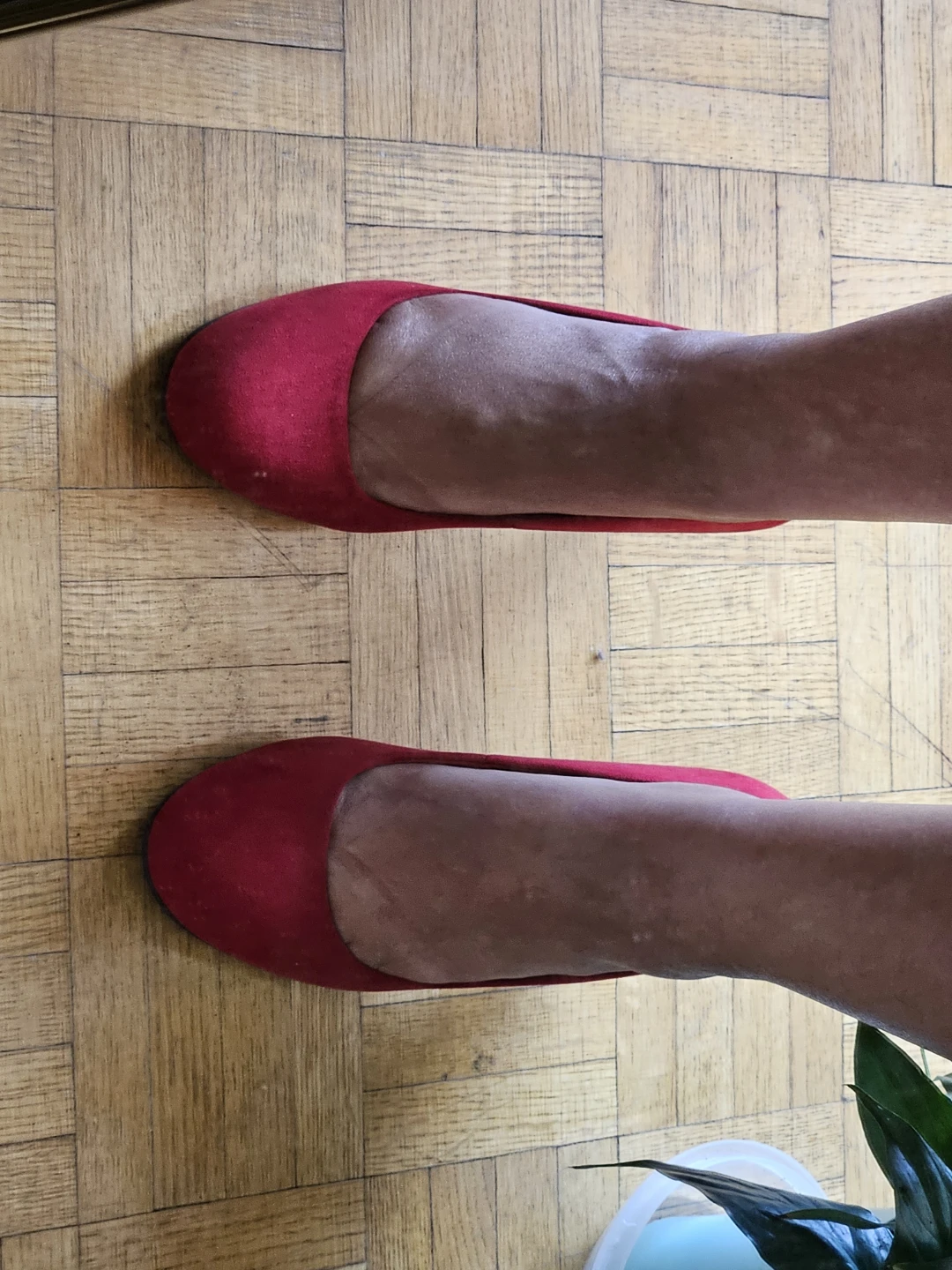 Red Comfort Heels Size 6W - photo 3