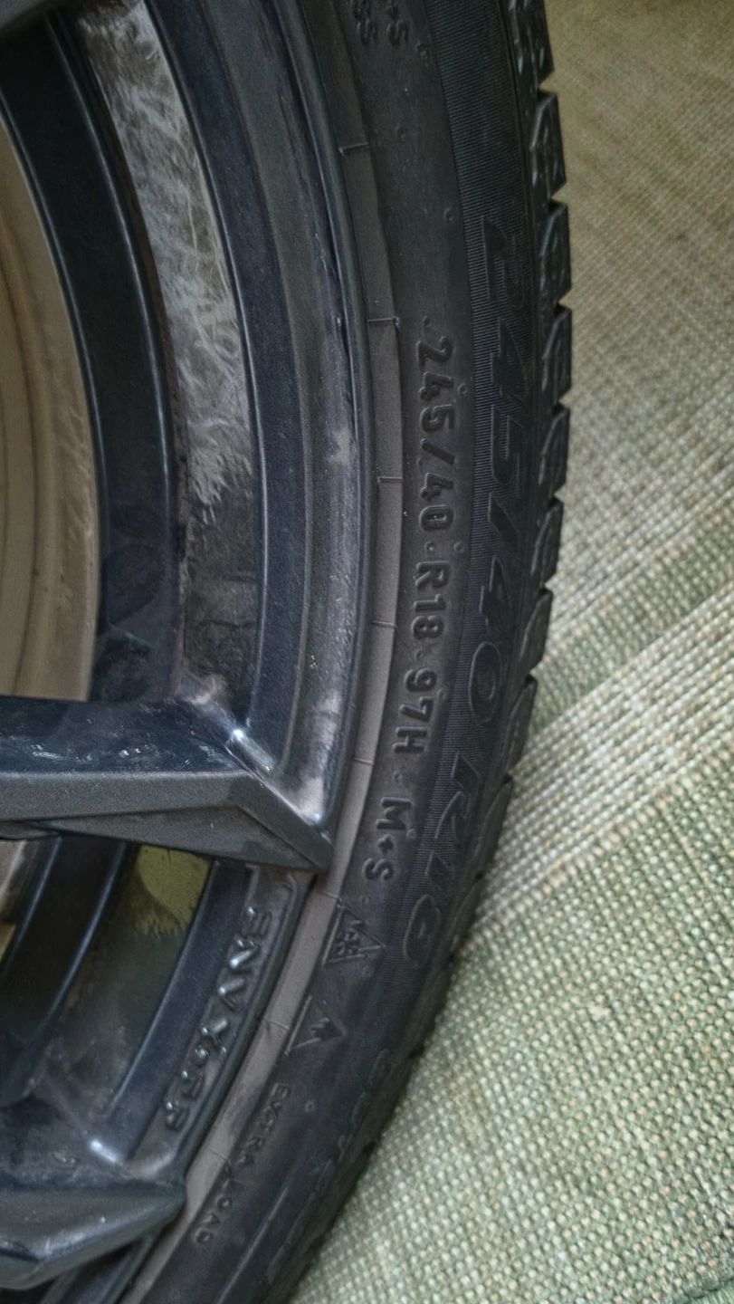 Pirelli Ice Zero FR Winter Tires - 245/40R18 - photo 5