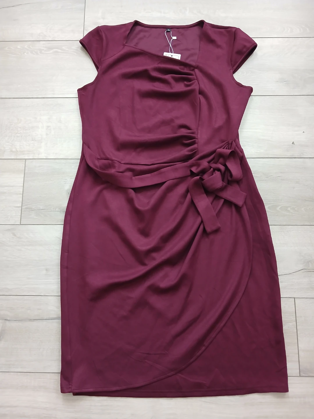 Ete Women's Cap Sleeve Ruched Sheath Dress