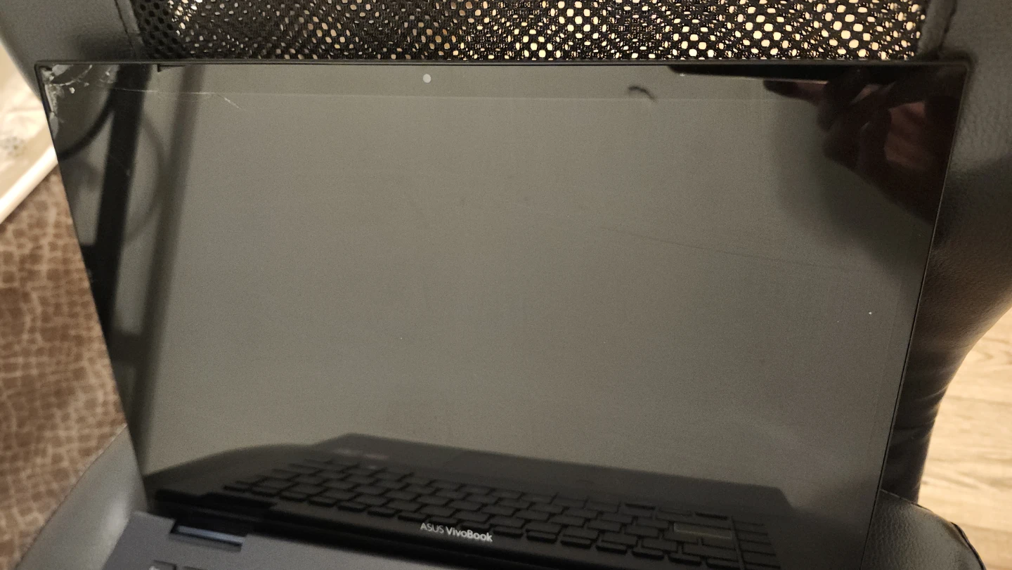 ASUS VivoBook Flip with charger - photo 3
