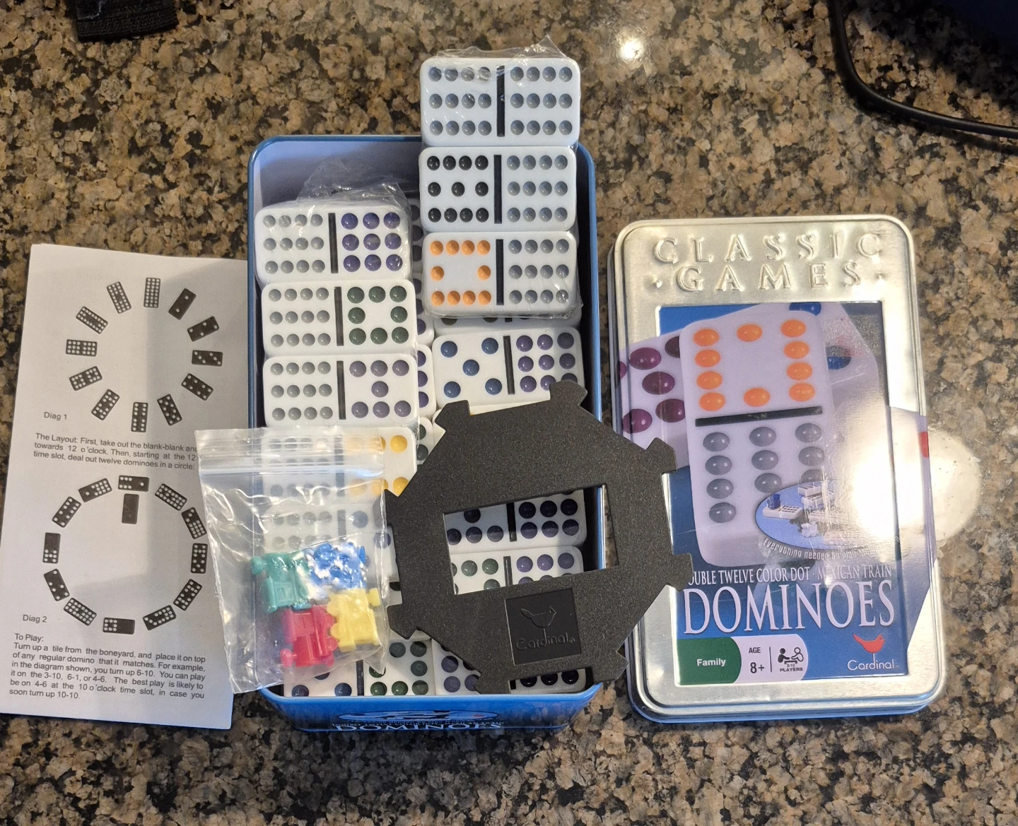 Complete New Cardinal Mexican Train dominoes set - photo 3