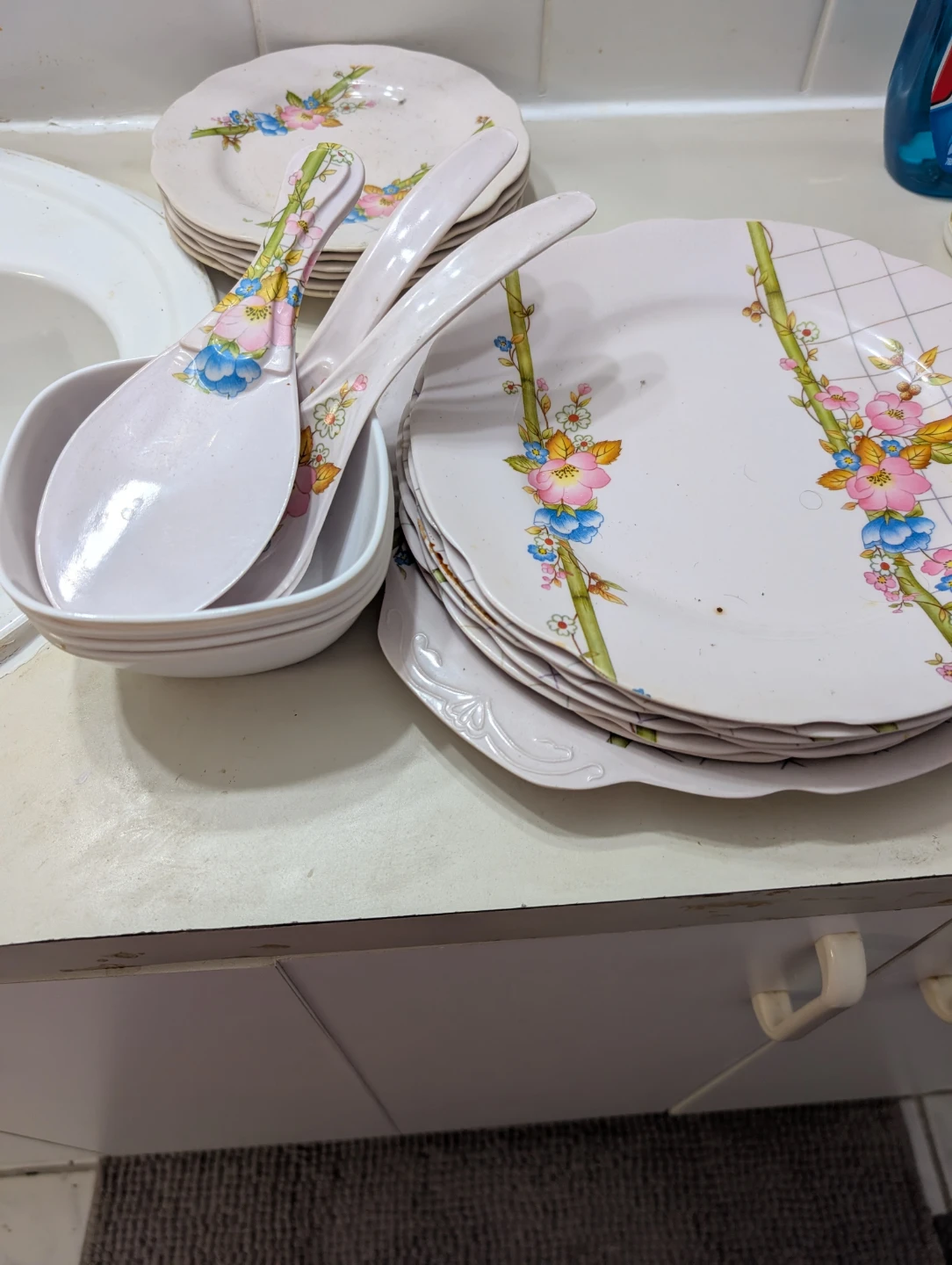 Floral Melamine Plates and Serving Spoons Set