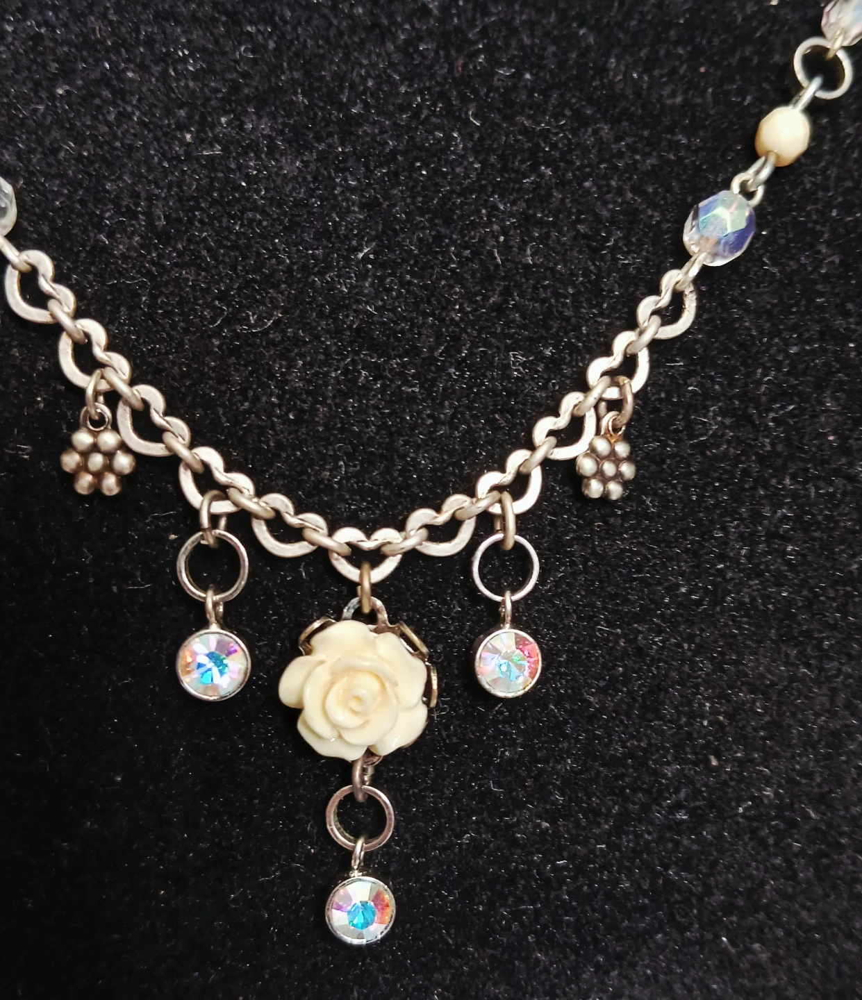 Rose Necklace and Earring Set - photo 2