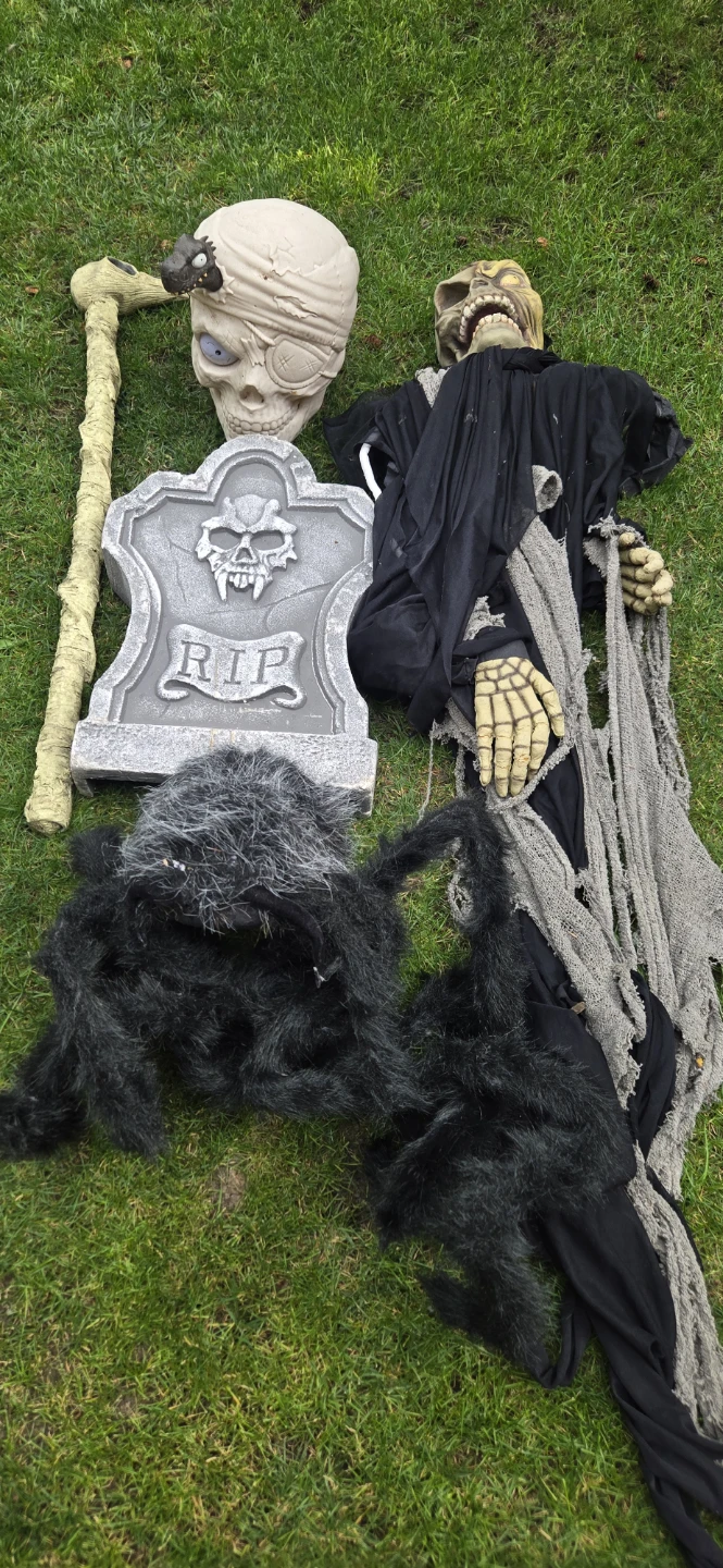 Halloween Decorations Bundle