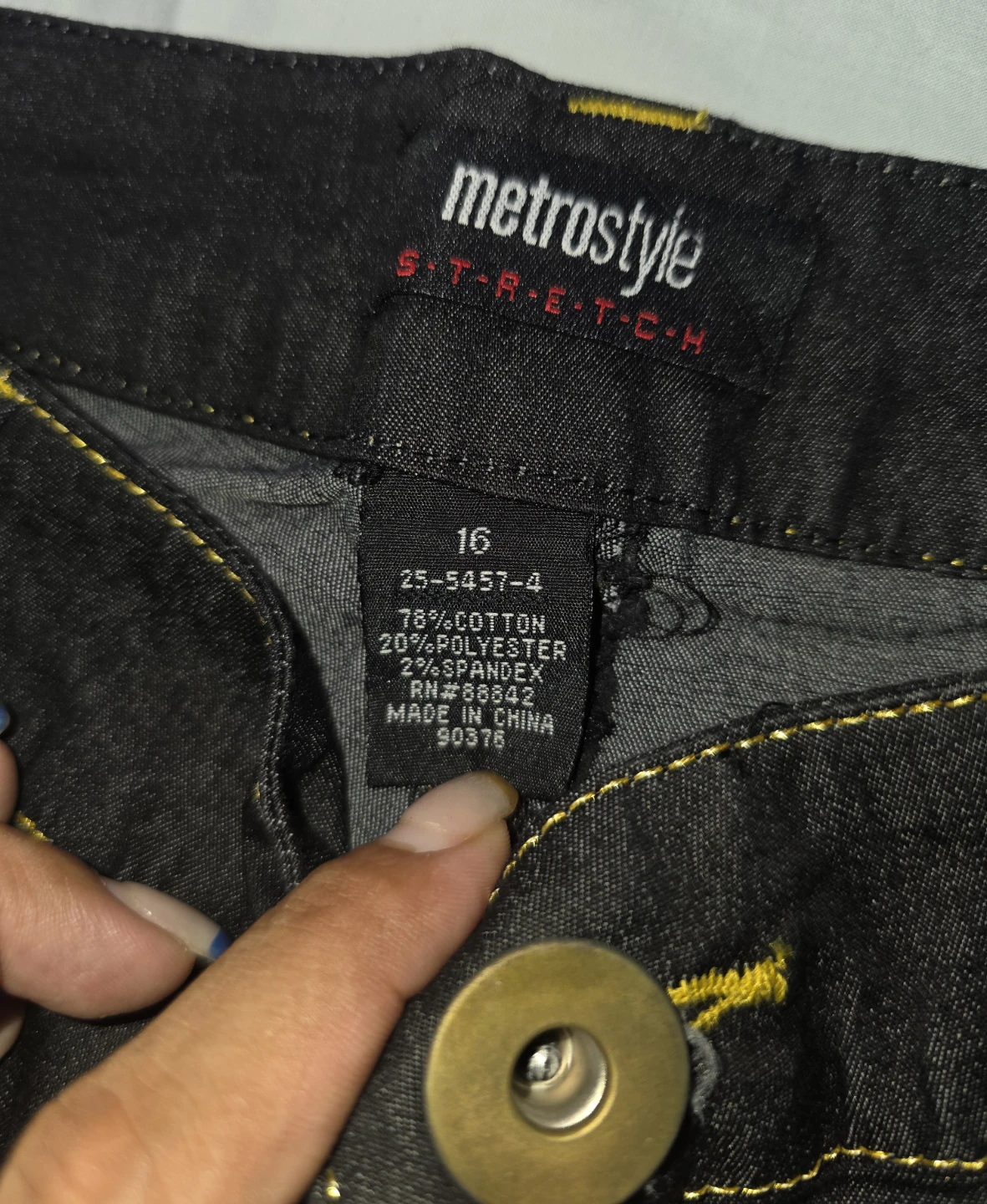 Metrostyle Stretch Dark Jeans Size 16 in women's - photo 4